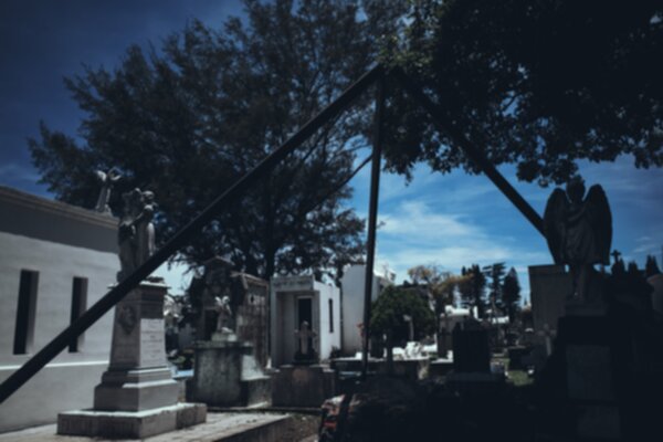Necropolis 600