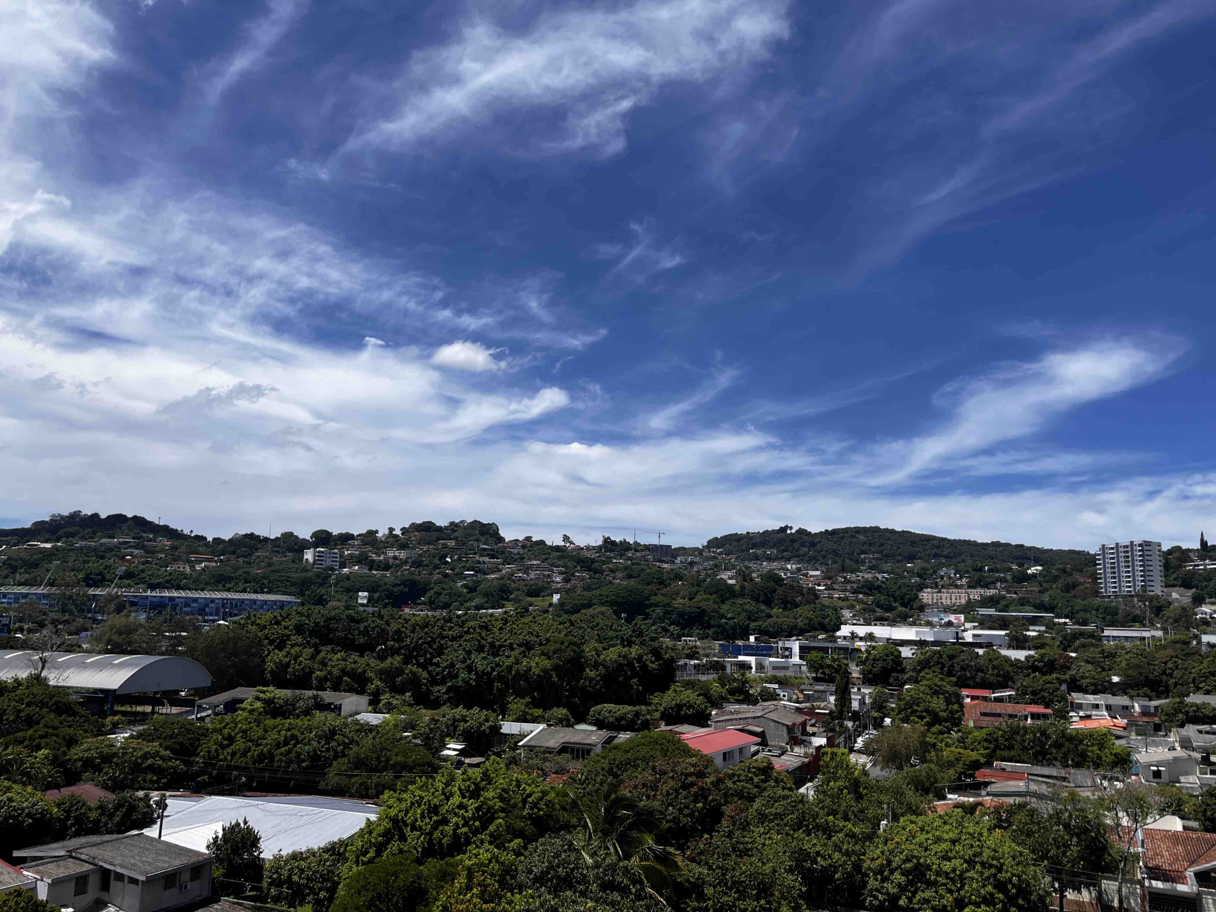 San Salvador Default